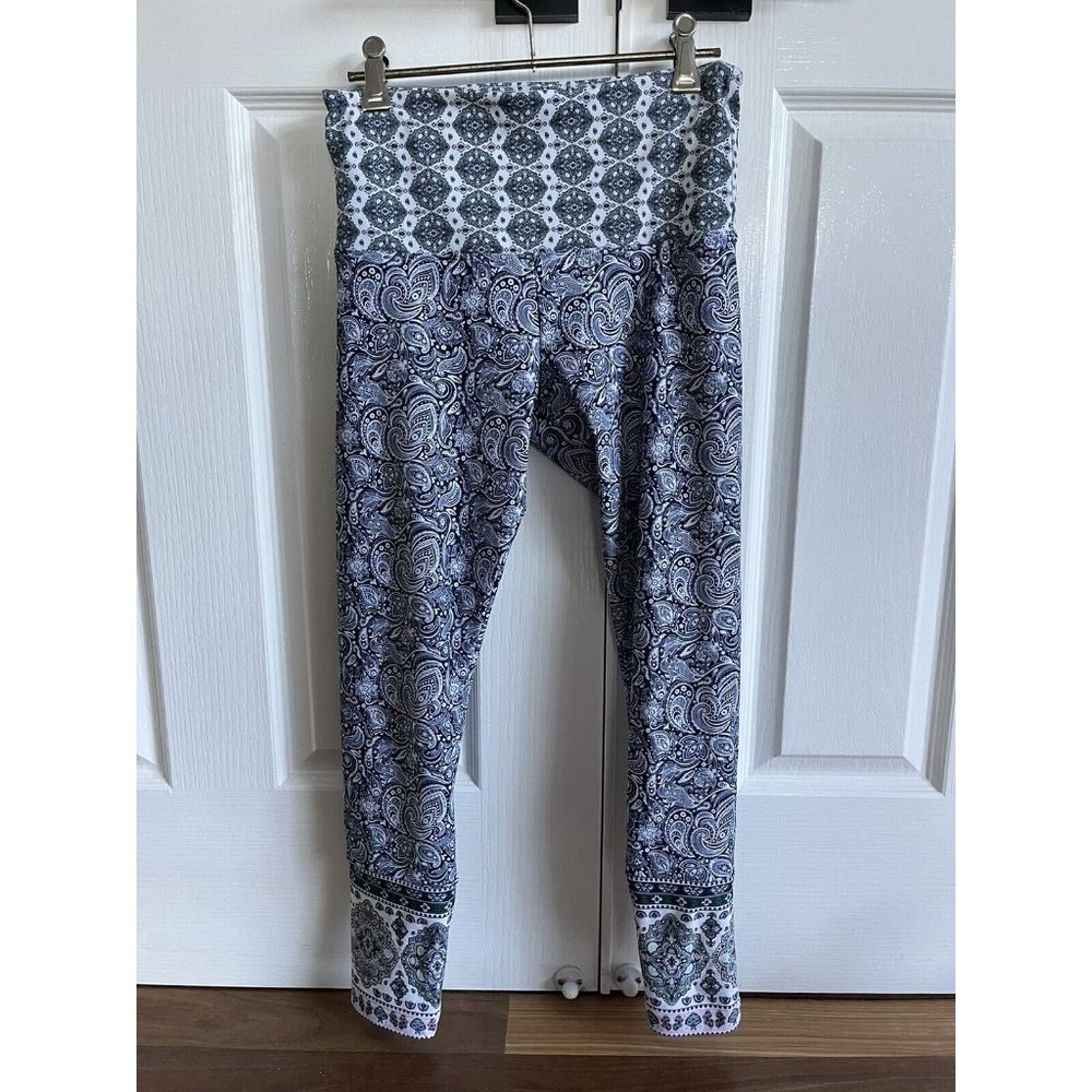 Lorna Jane Lotus Core Ankle Biter Leggings Size Small Aztec Print - Picture 2 of 7